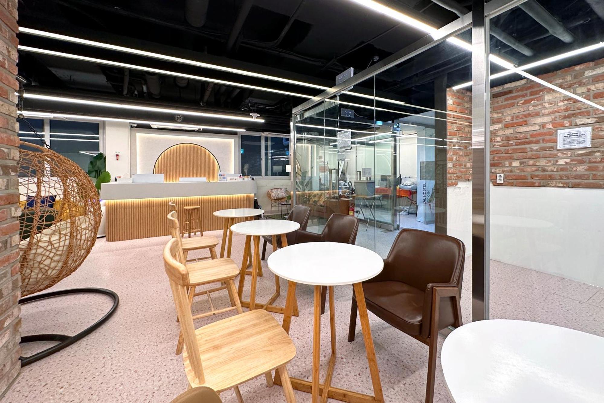 Oyo Hostel Myeongdong 6 Seoel Buitenkant foto